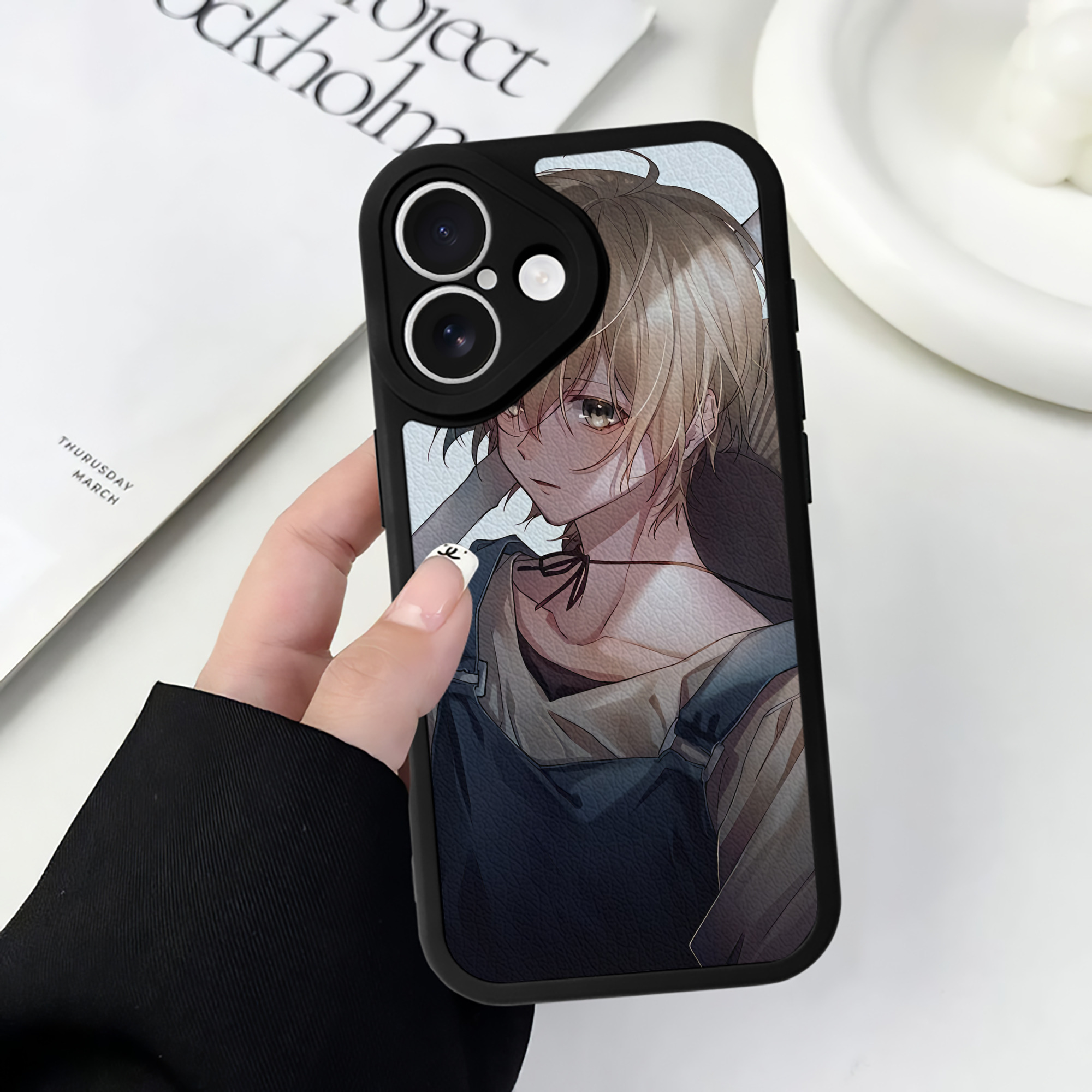 （画像用） 文豪ストレイドッグス Bungo Stray Dogs 【iPhone 16シリーズ対応】シリコンスマホケース（レザー調） 材質：シリコン